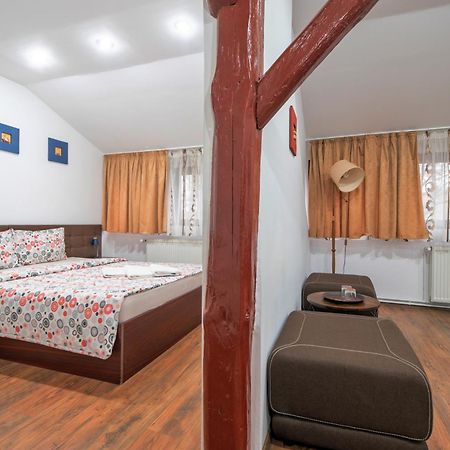 Casa Transilvania Сату-Маре Экстерьер фото